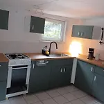 Anna Altstadt Von Nyaraló *